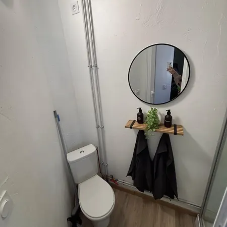 A Cote De La Gare * Thiers