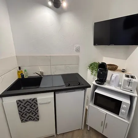 A Côté De La Gare Apartamento *