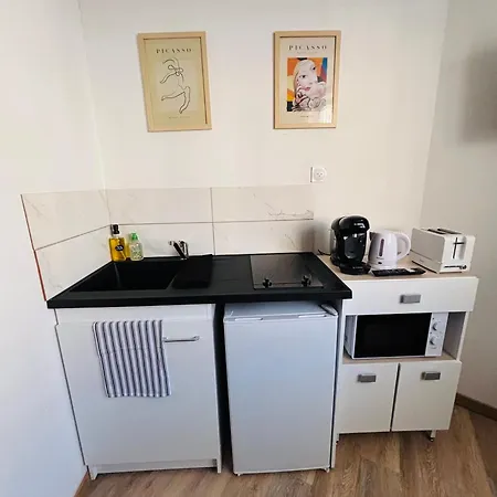 A Cote De La Gare Apartmán *